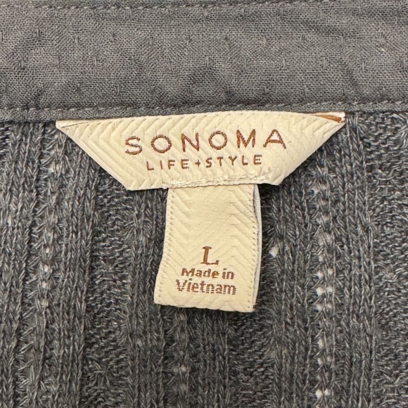 Sonoma life + style ladies large thermal Henley, top gray with crocheted sleeves - Picture 8 of 8